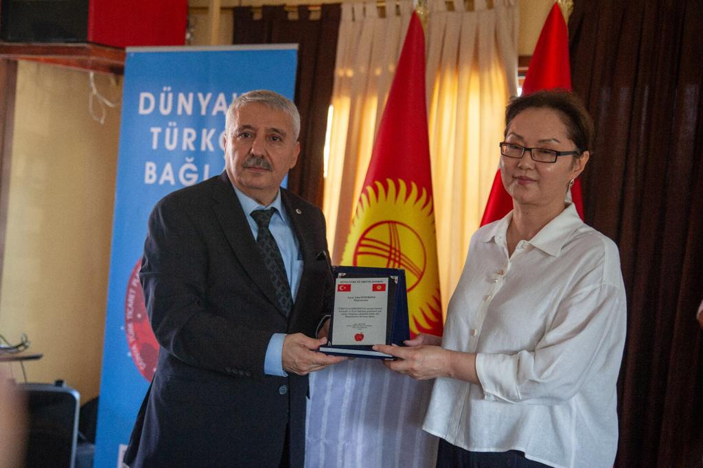 TÜRKİYE – KIRGIZİSTAN İş Fırsatları Konulu Toplantımızı yoğun katılımla gerçekleştirdik.